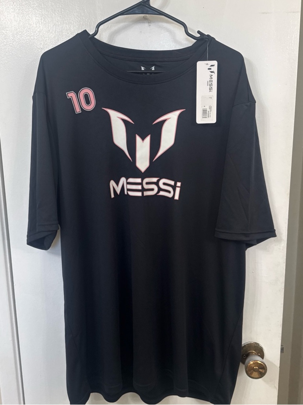 🎉3 for $50 🎉Men’s Black Graphic Soccer Jersey - #10